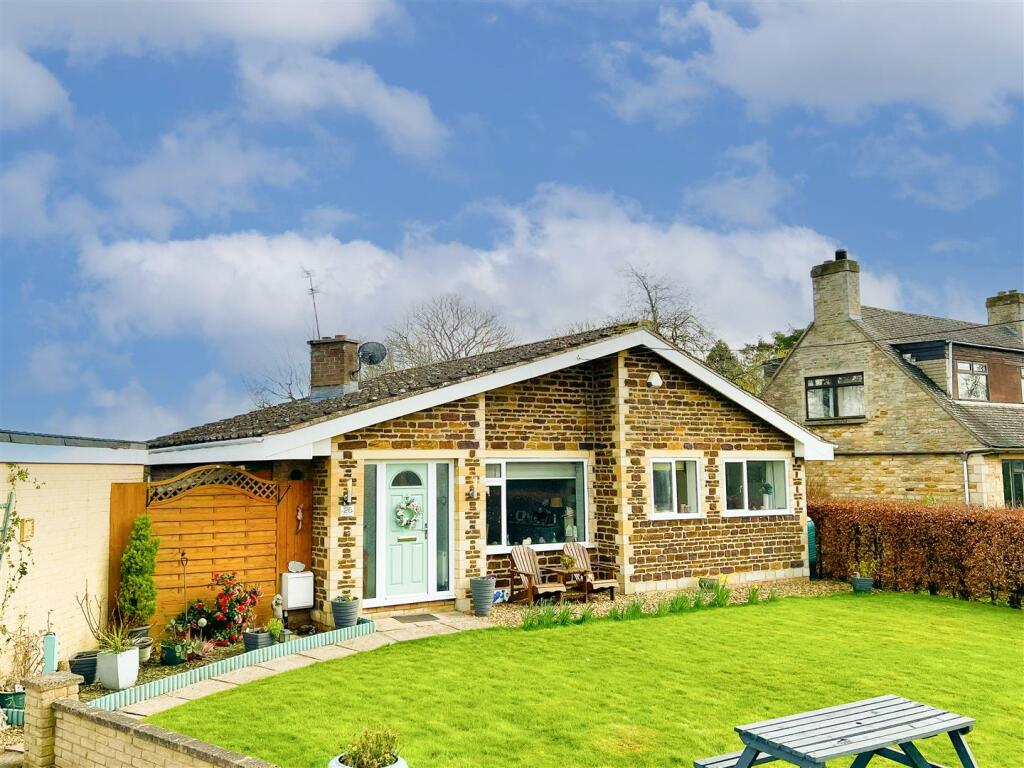 3 bedroom bungalow for sale in Harringworth Road, Gretton, Corby, NN17