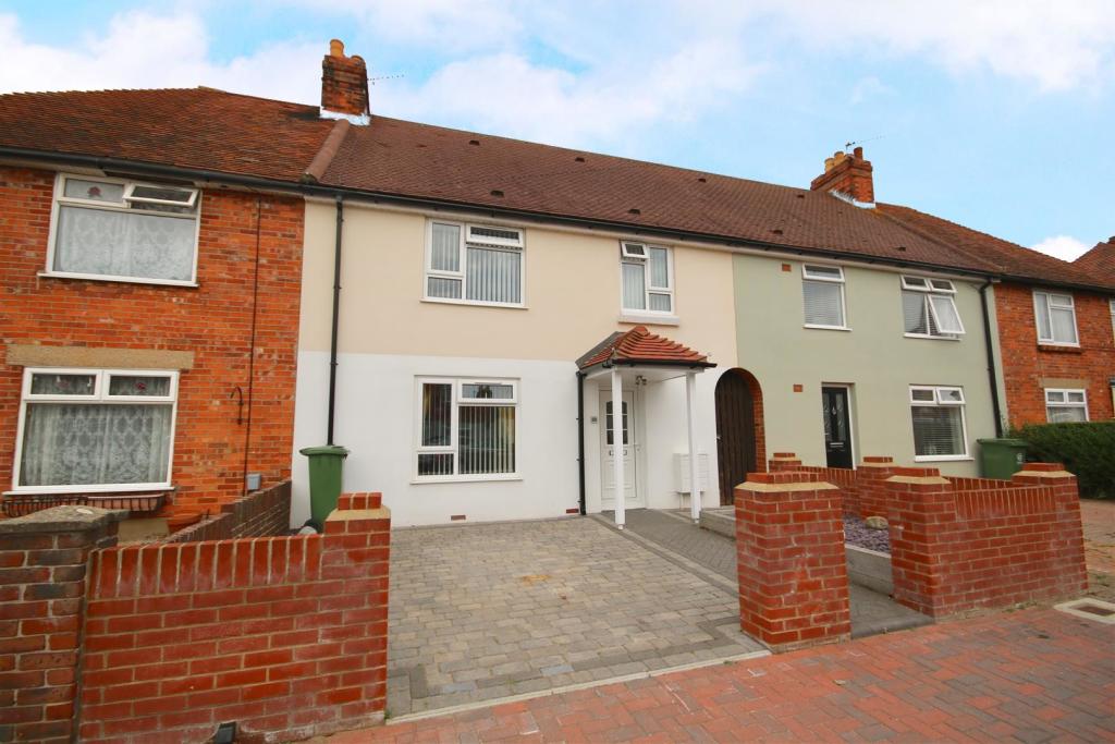 Main image of property: Crofton Road, Milton, Portsmouth