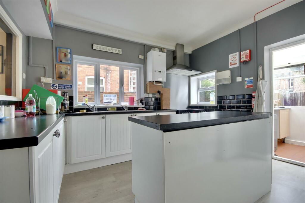 8 bedroom terraced house for sale in St. Ronans Road, Southsea, PO4