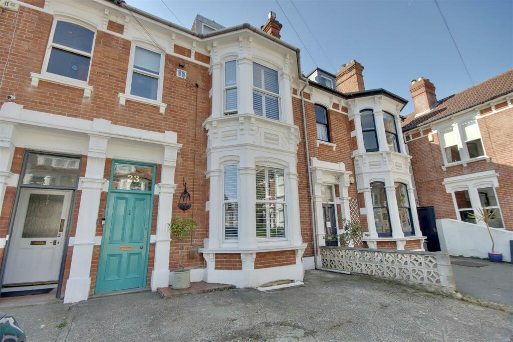 5 bedroom terraced house for sale in St. Ronans Ave, Southsea, PO4