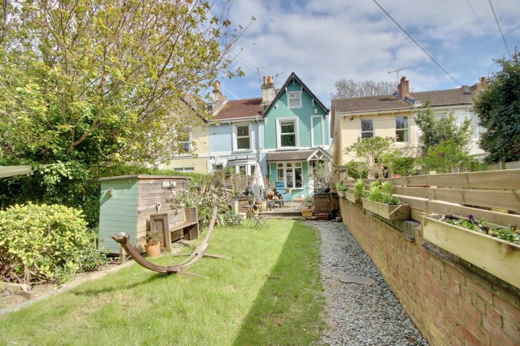 3 bedroom terraced house for sale in Garden Terrace, Southsea, PO5