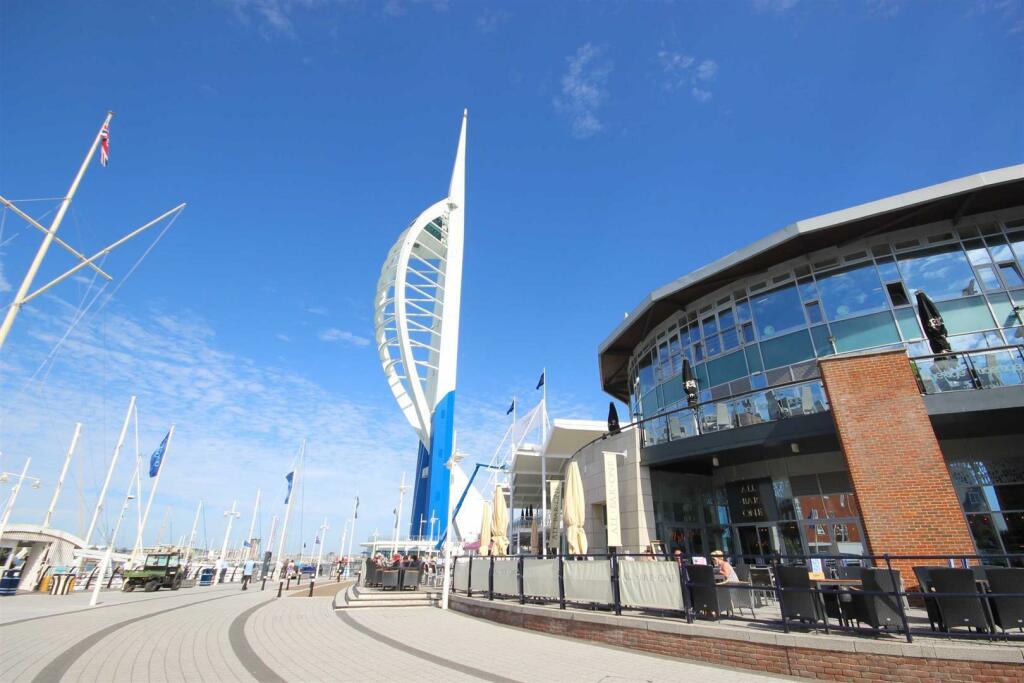 2 bedroom flat for rent in The Roundhouse, Gunwharf Quays, Portsmouth, PO1