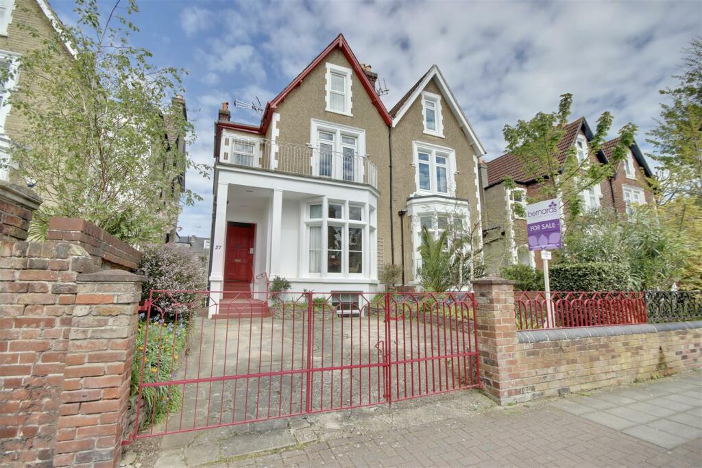 5 bedroom semi-detached house for sale in Clarendon Road, Southsea, PO5