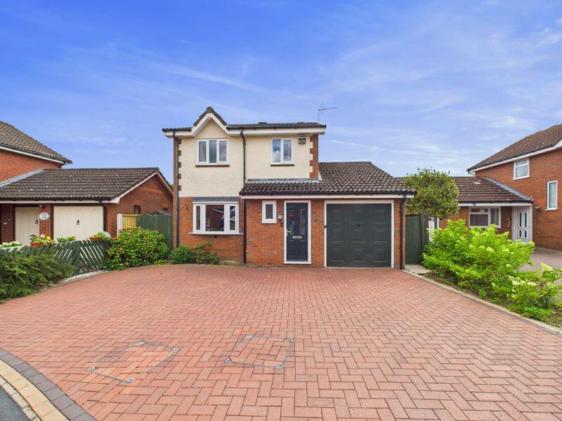 3 bedroom detached house
