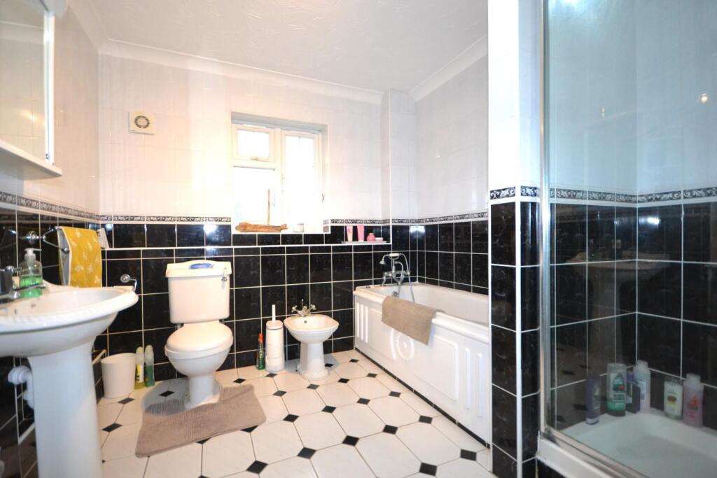 Additional property image - Cardinals Green, Horseheath, Cambridge