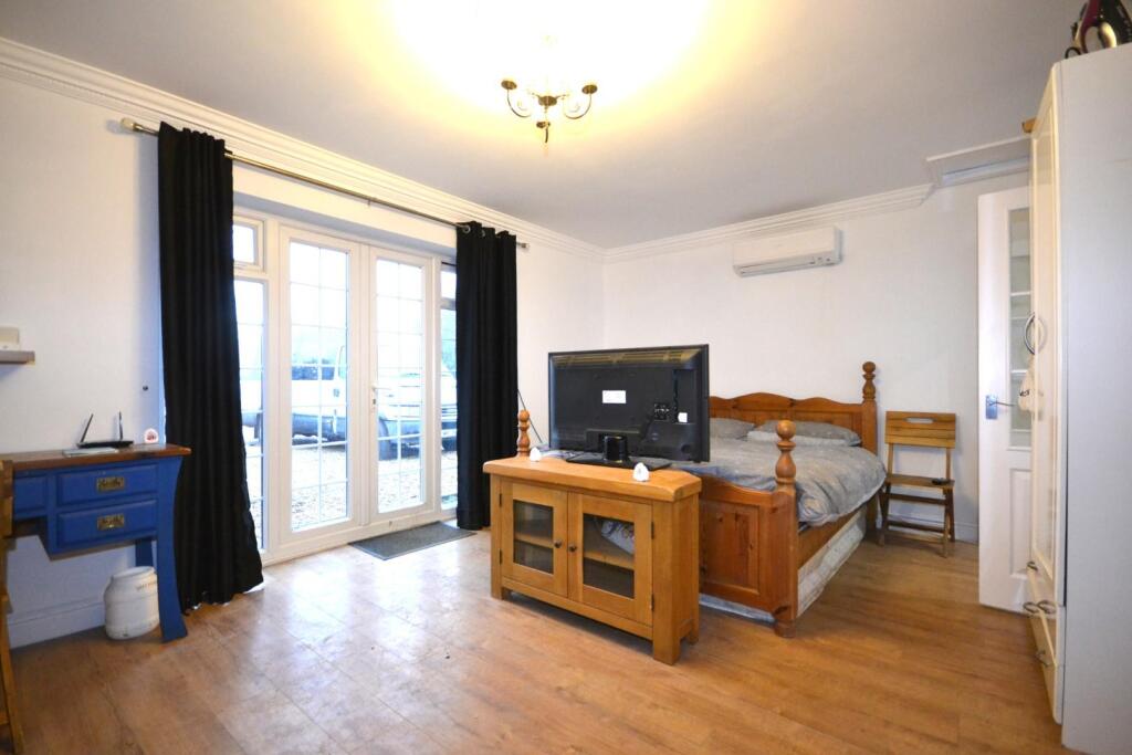 Additional property image - Cardinals Green, Horseheath, Cambridge