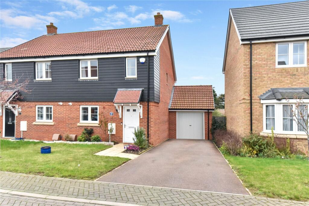 3 bedroom semidetached house for sale in Mace Road, Mildenhall, Bury