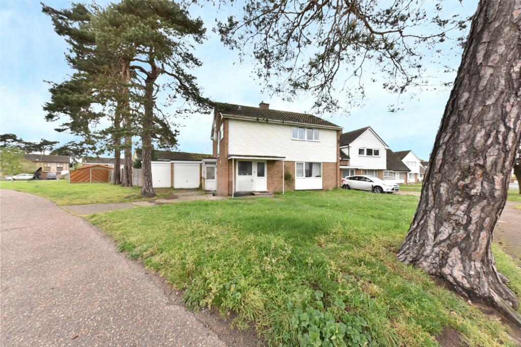 4 bedroom detached house for sale in Nunsgate, Thetford, Norfolk, IP24