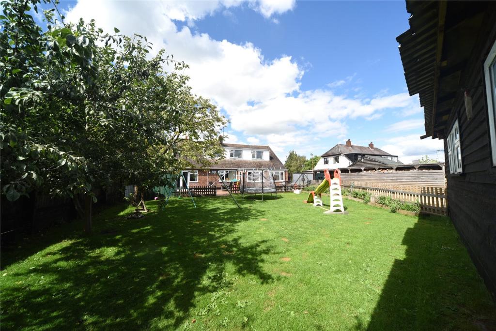 4 bedroom bungalow for sale in Prickwillow Road, Queen Adelaide, Ely