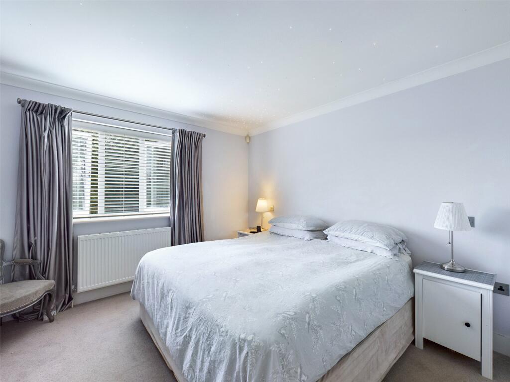 3 bedroom semidetached house for sale in Brinsons Close, Burton