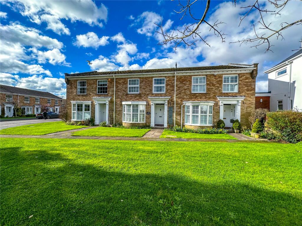 Additional property image - Russell Drive, Christchurch, Dorset, BH23