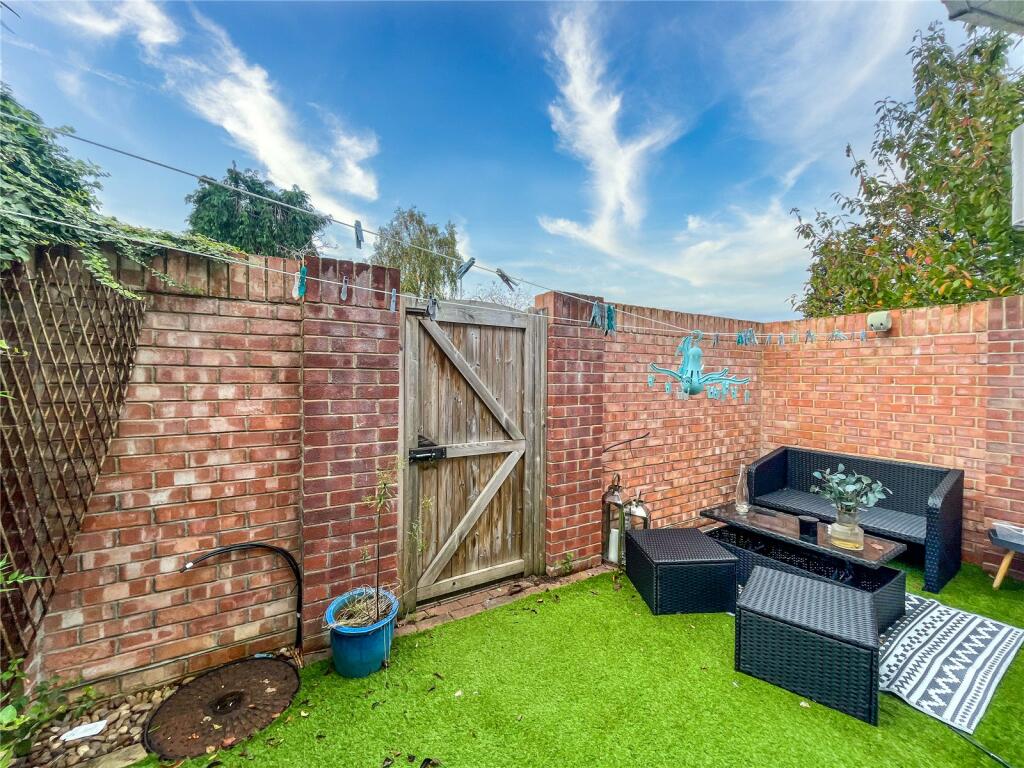 Additional property image - Sycamore Close, Christchurch, Dorset, BH23