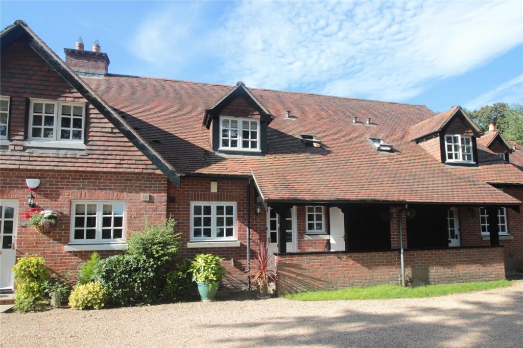 2 bedroom terraced house for sale in Burton Hall, 171 Salisbury Road