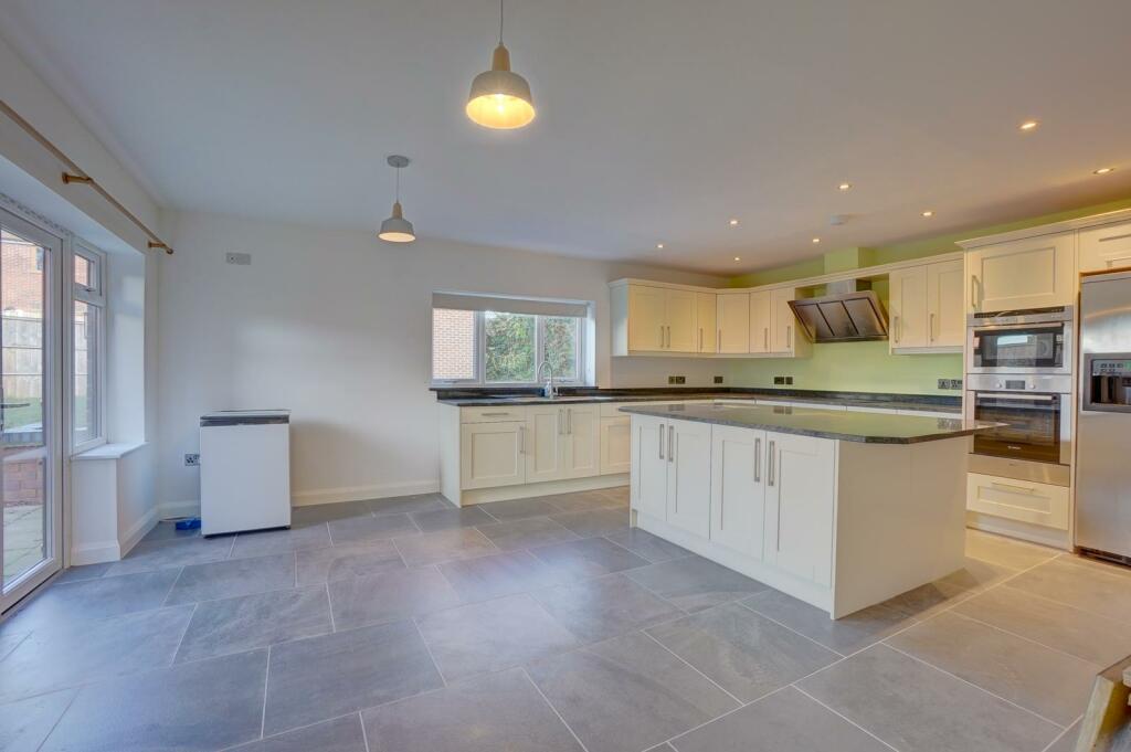 Additional property image - Tamworth Road, Wood End, Atherstone
