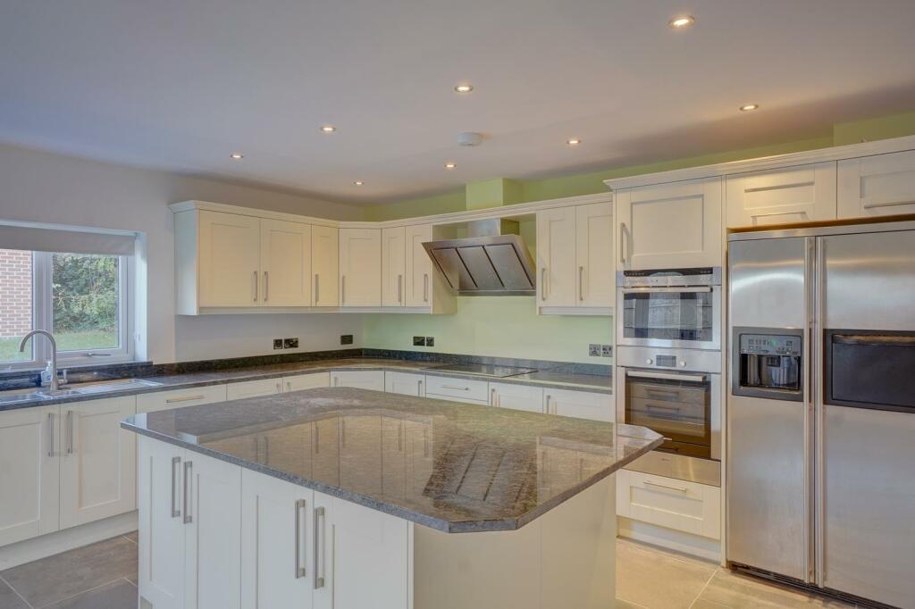 Additional property image - Tamworth Road, Wood End, Atherstone