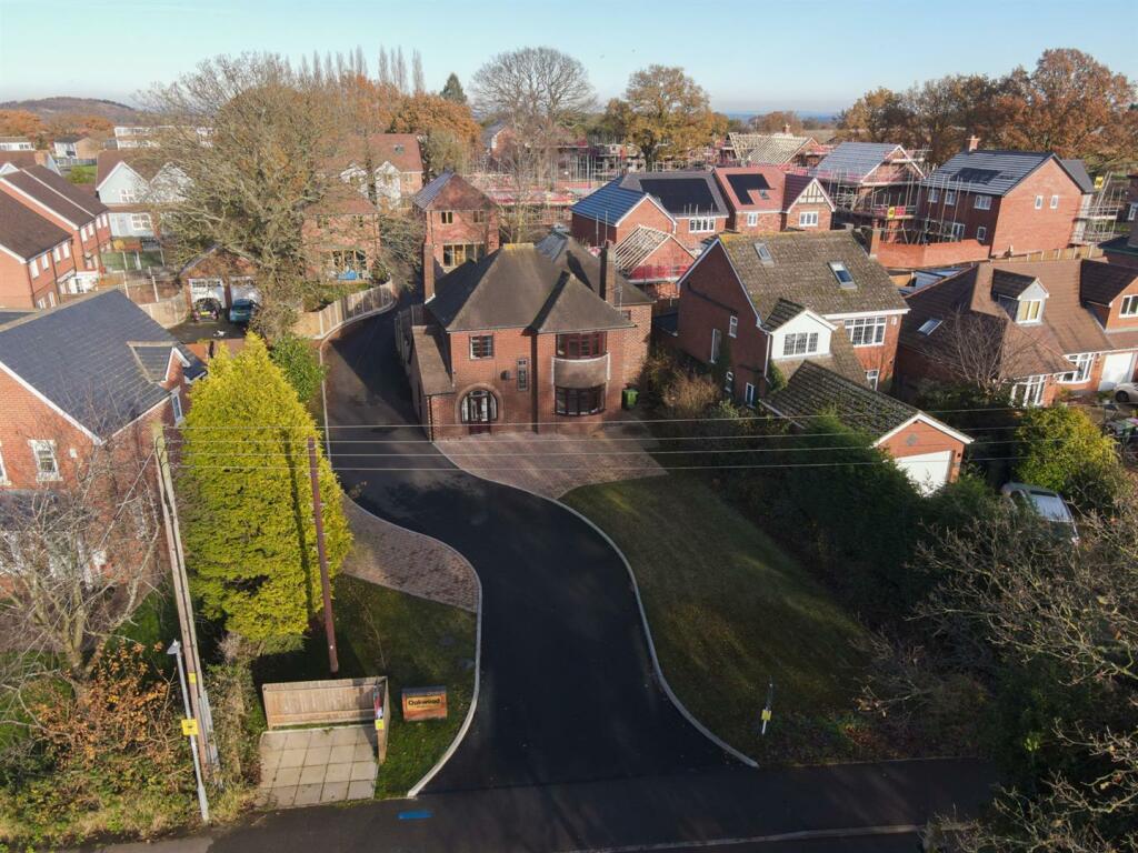 Additional property image - Tamworth Road, Wood End, Atherstone