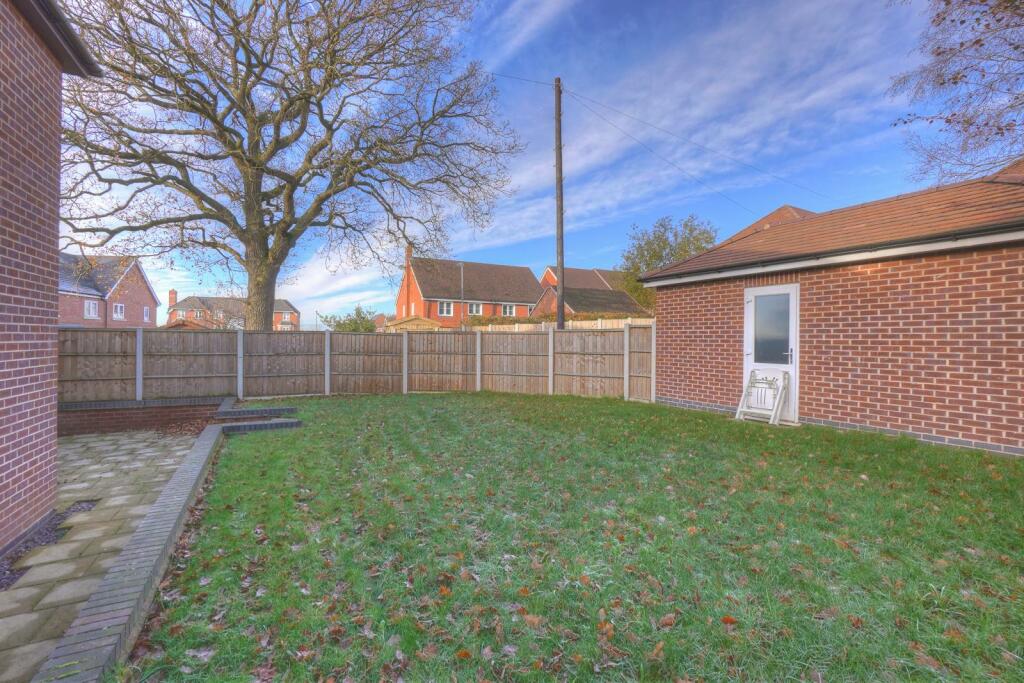 Additional property image - Tamworth Road, Wood End, Atherstone