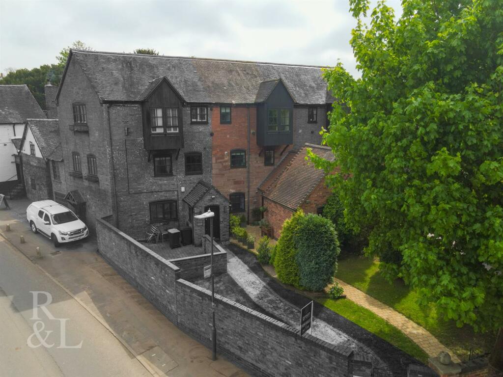 3 bedroom character property for sale in Millbank, off Coleshill Road