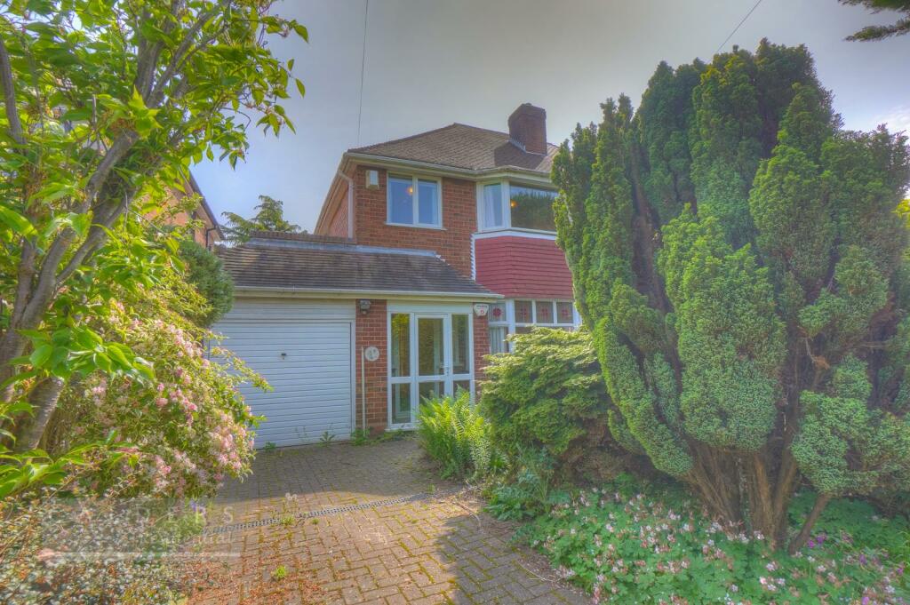 3 bedroom semidetached house for sale in Comberford Road, Tamworth, B79