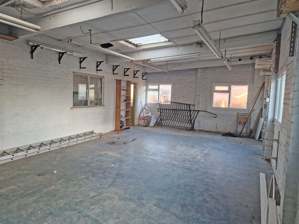Additional property image - Doris Croft, Dog Lane, Amington, Tamworth