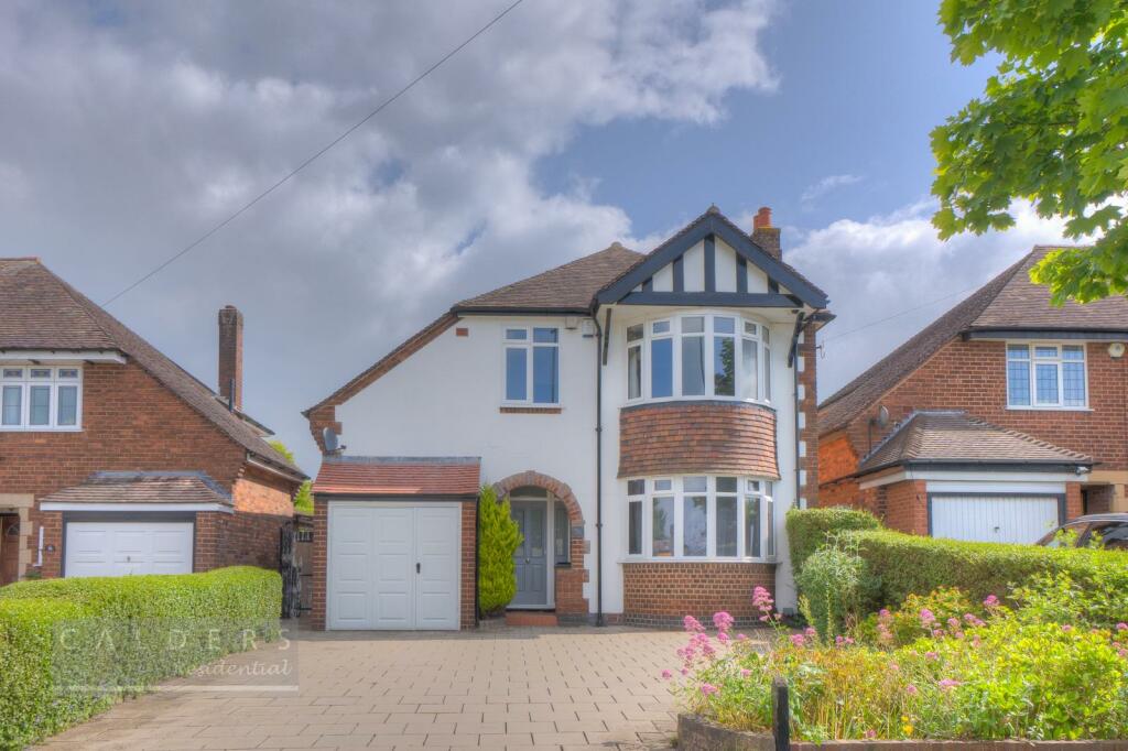 4 bedroom detached house for sale in Comberford Road, Tamworth, B79