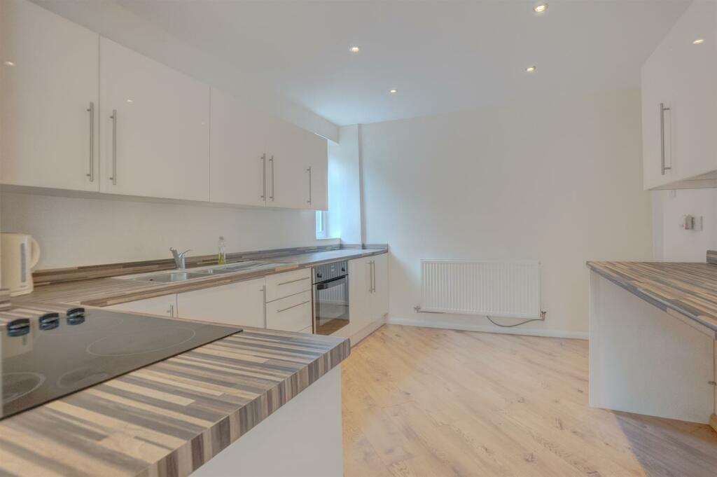Additional property image - Dumolos Lane, Glascote, Tamworth
