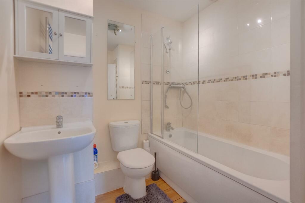 Additional property image - Dumolos Lane, Glascote, Tamworth