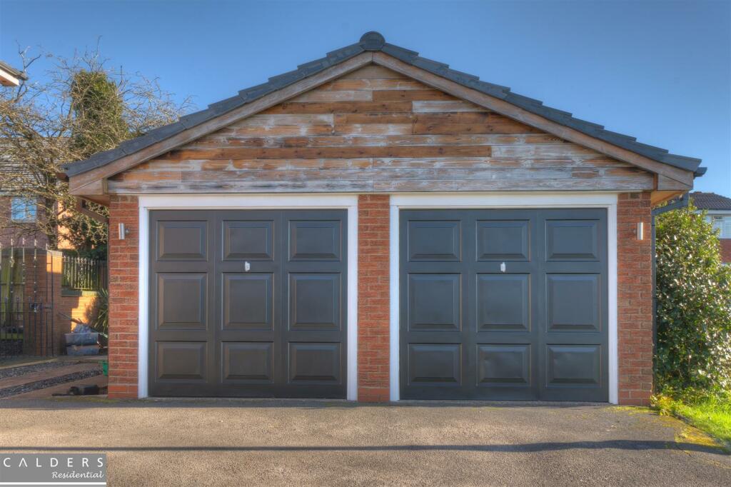 Additional property image - Blackwood Road, Dosthill, Tamworth