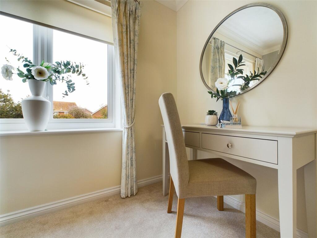 1 bedroom apartment for sale in Rothesay Lodge, 210 Stuart Road