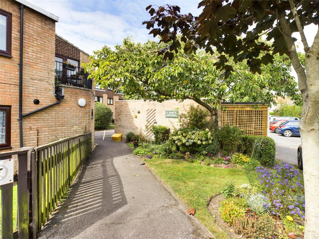 1 bedroom apartment for sale in Homecliffe House, 466470 Lymington