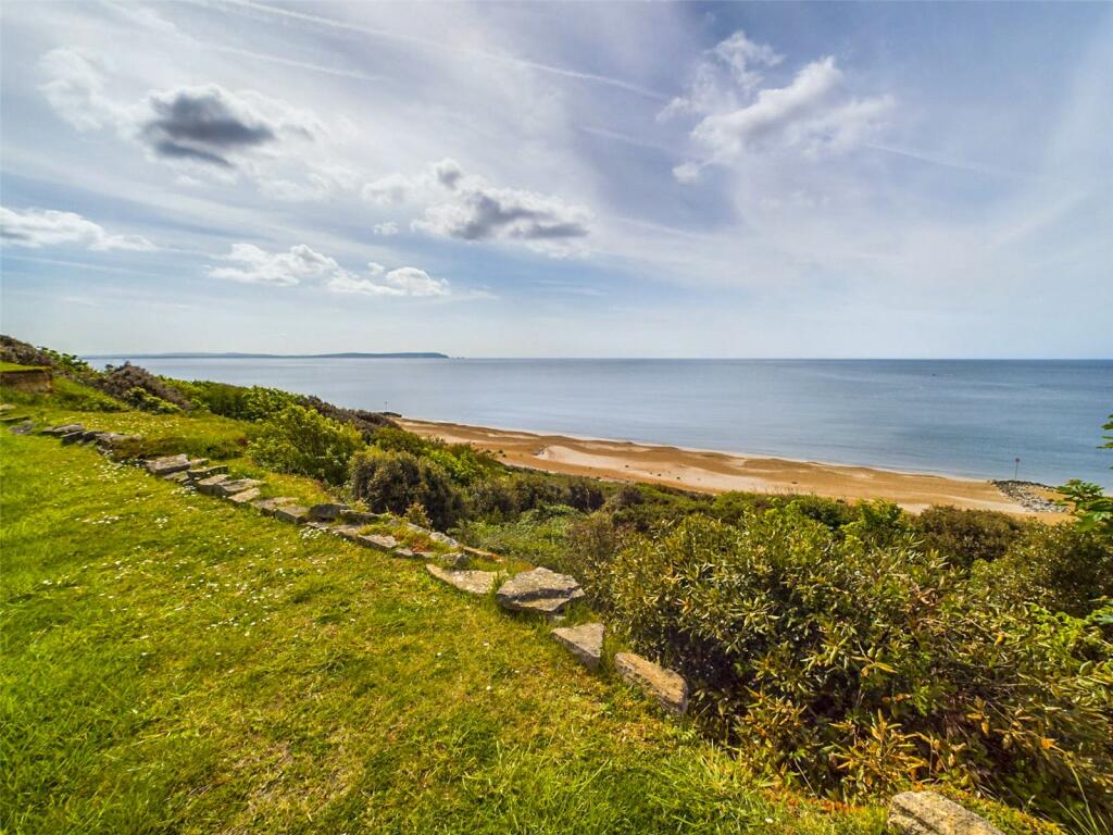 2 bedroom apartment for sale in Rothesay Point, 15 Wharncliffe Road