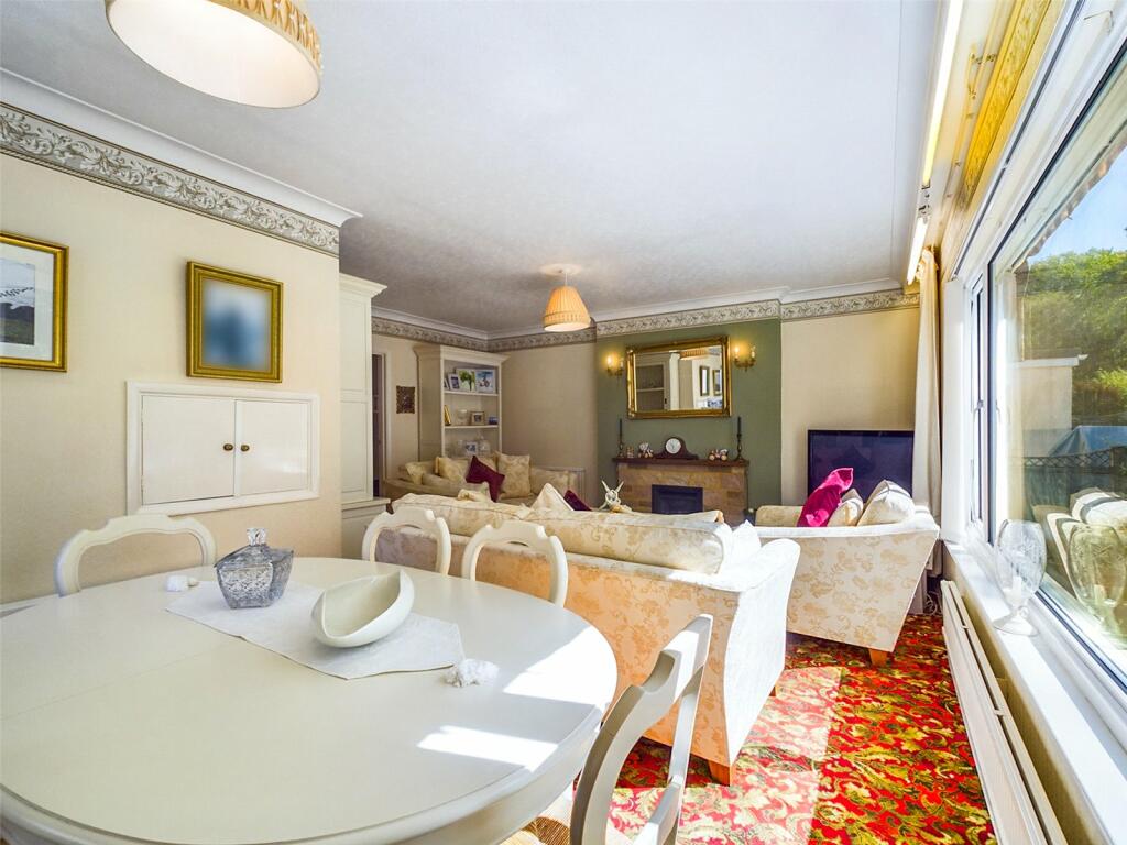 2 bedroom bungalow for sale in Merley Drive, Highcliffe, Christchurch