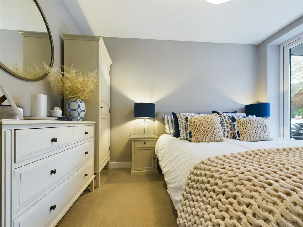 Additional property image - Wortley Road, Highcliffe, Christchurch, Dorset, BH23