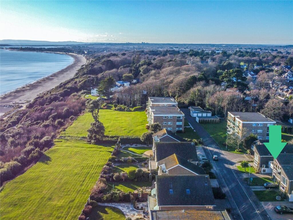 5 bedroom detached house for sale in Arundel Way, Highcliffe