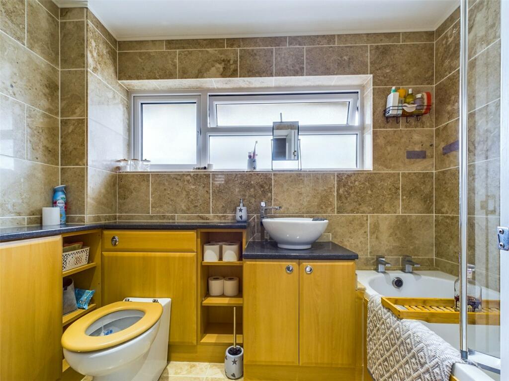 Additional property image - Rowan Drive, Highcliffe, Dorset, BH23