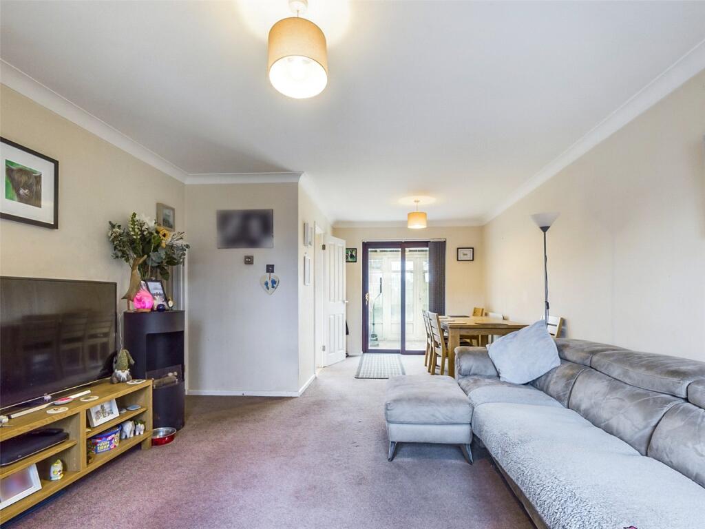 Additional property image - Celandine Close, Highcliffe, Dorset, BH23