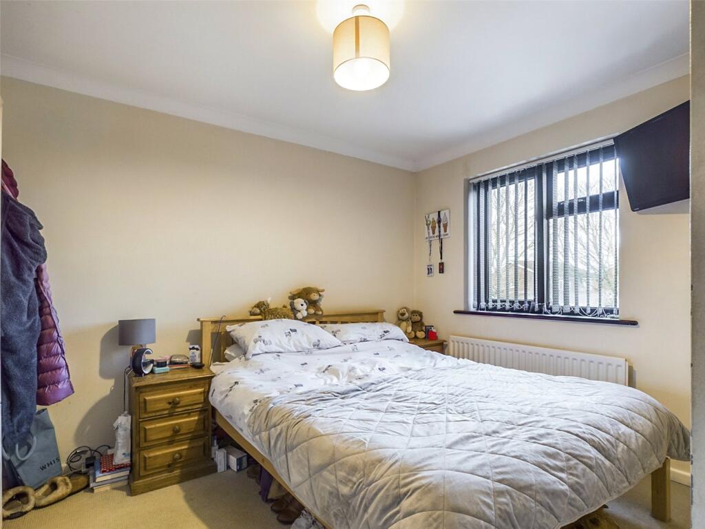 Additional property image - Celandine Close, Highcliffe, Dorset, BH23