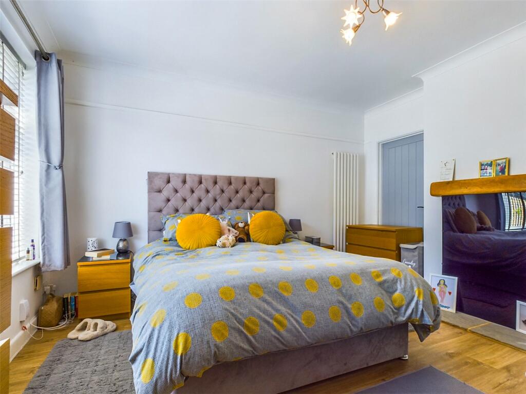 Additional property image - Glenville Road, Walkford, Christchurch, Dorset, BH23