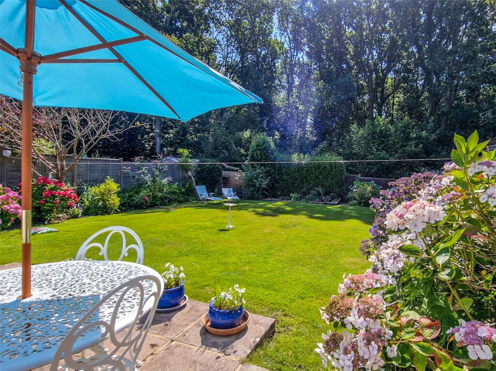 Additional property image - Elphinstone Road, Highcliffe, Christchurch, Dorset, BH23