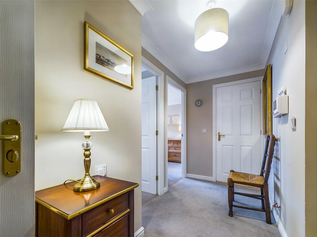 Additional property image - Highview Court, 46 Wortley Road, Highcliffe, BH23