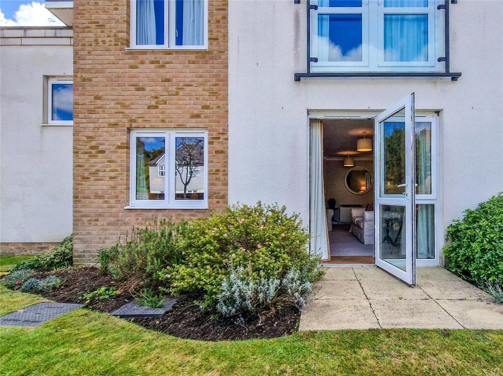 Additional property image - Highview Court, 46 Wortley Road, Highcliffe, BH23
