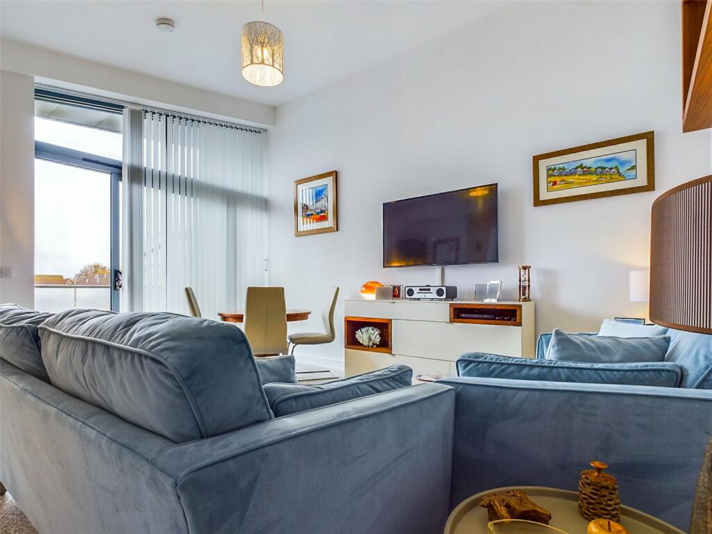 Additional property image - Waterford Road, Highcliffe, Christchurch, Dorset, BH23