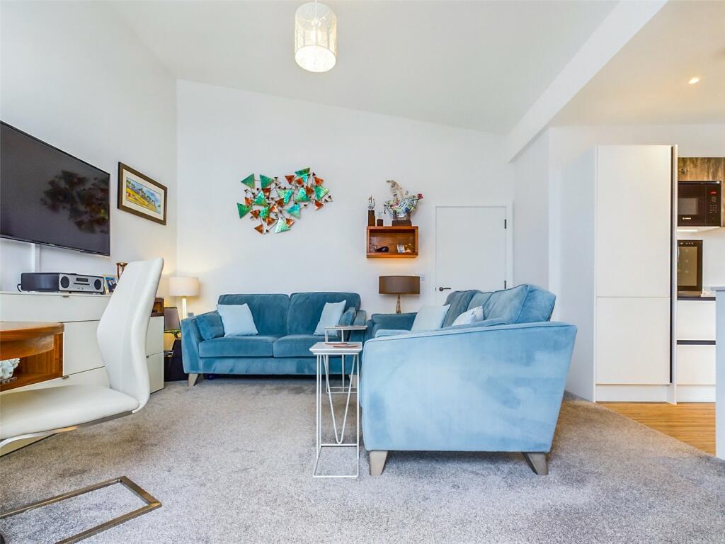 Additional property image - Waterford Road, Highcliffe, Christchurch, Dorset, BH23