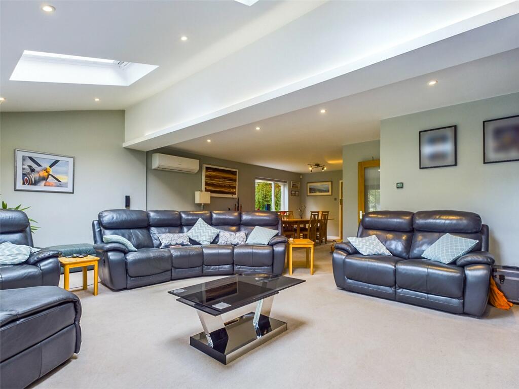 Additional property image - Hazel Close, Highcliffe, Dorset, BH23