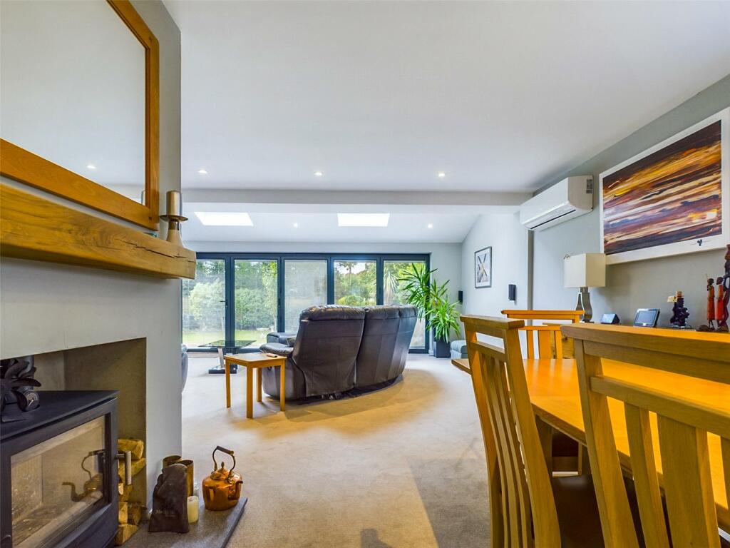Additional property image - Hazel Close, Highcliffe, Dorset, BH23