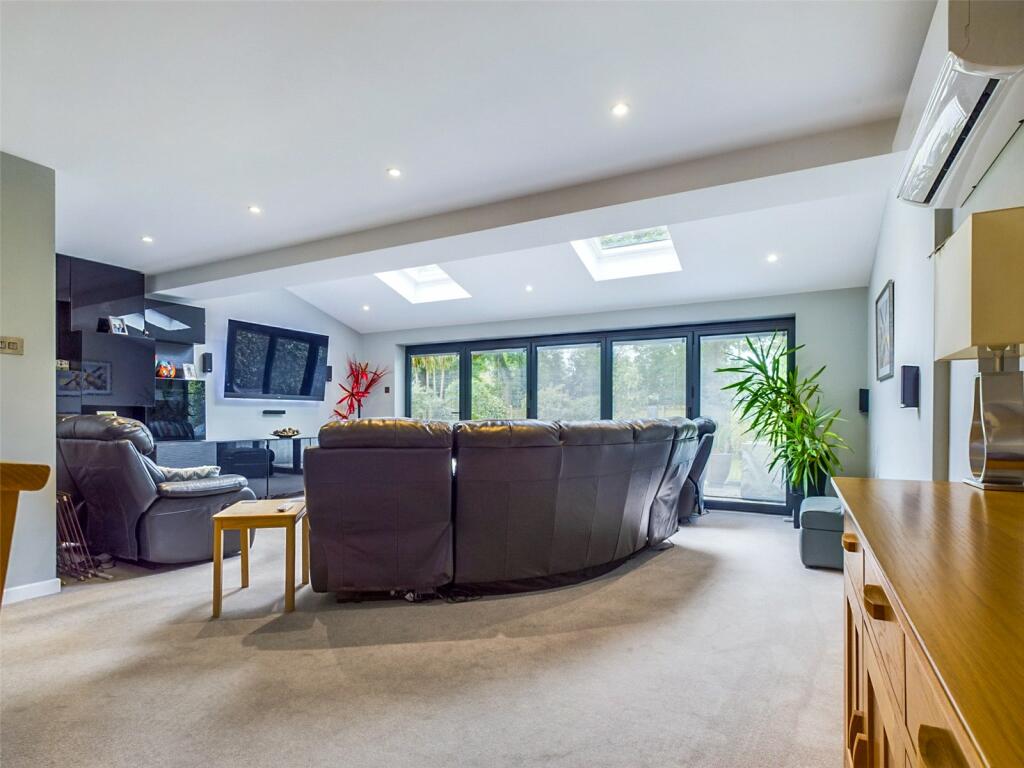 Additional property image - Hazel Close, Highcliffe, Dorset, BH23