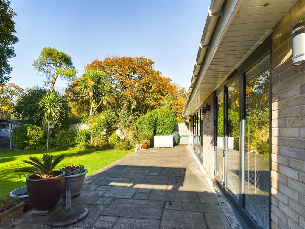 Additional property image - Hazel Close, Highcliffe, Dorset, BH23