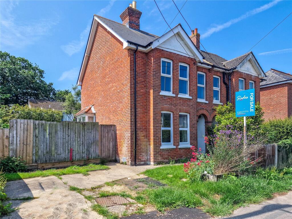 Main image of property: Ringwood Road, Walkford, Christchurch, Dorset, BH23