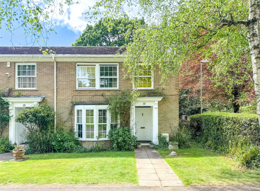 Main image of property: Halton Close, Bransgore, Christchurch, Dorset, BH23