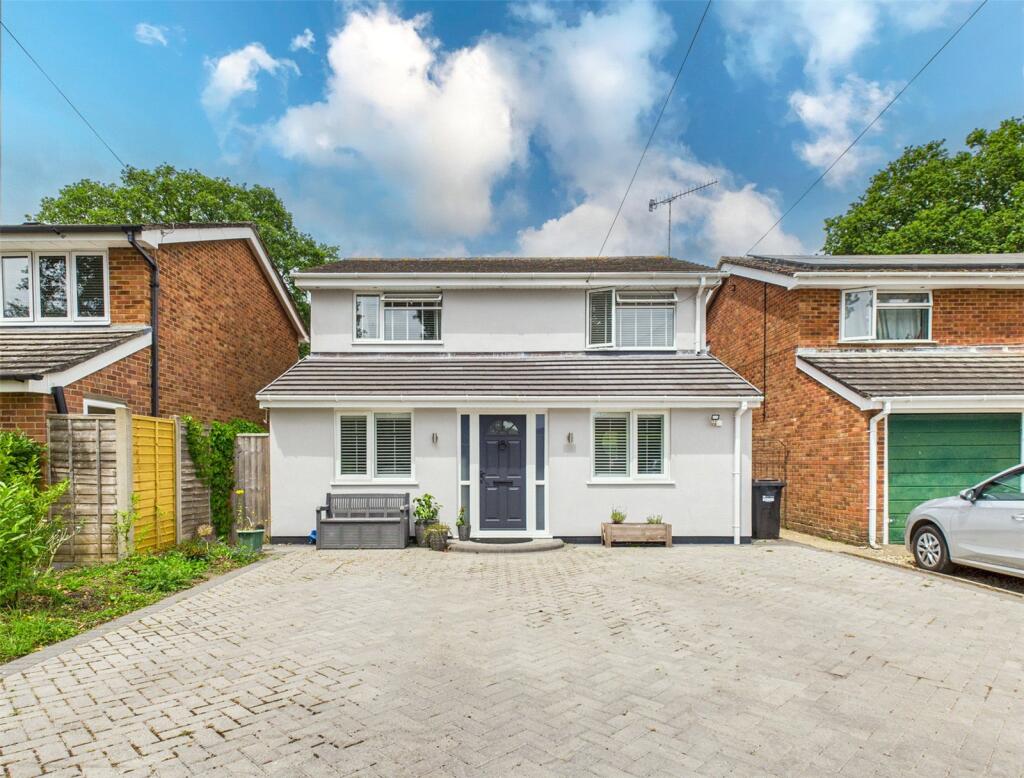 Main image of property: Colbourne Close, Bransgore, Christchurch, Dorset, BH23